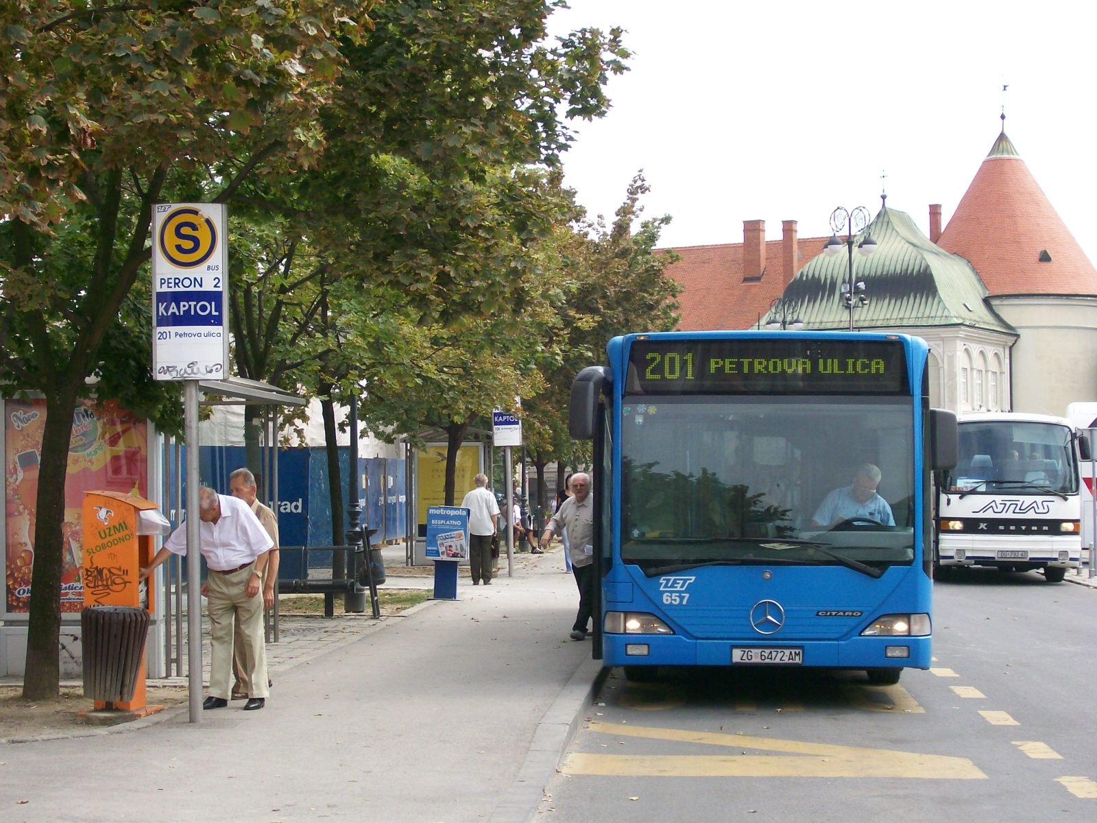 Bus_in_Zagreb_(Kaptol)
